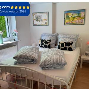 Gemütliche Ferienwohnung nähe Schloss Benrath & Rhein Düsseldorf Urdenbach