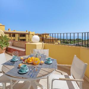 Endless Horizon Penthouse 360 views near Marbella
