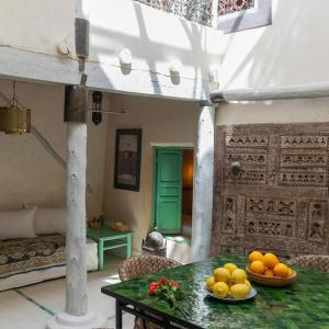 Riad Petit Palais 100m2 in der Medina mit Terrasse