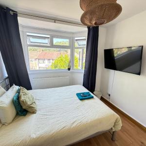 F4 Modern Double Room (Sandycroft Guest House)