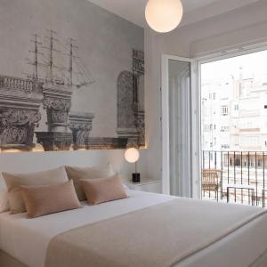CASA FLORIT - LUXURY Apartment with Balcony - 4 Guests - City Centre
