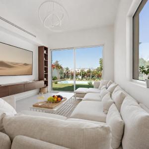 Elegant lakeside villa with a private pool