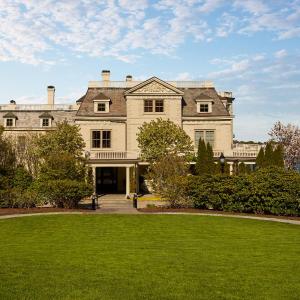 The Chanler at Cliff Walk