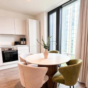 2BR 2BA Apartment in the heart of Manchester