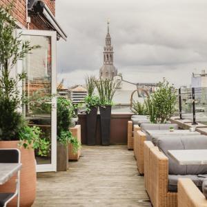 Home Hotel Folketeateret