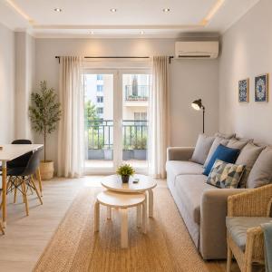 Centro Acropolis Suite by HC