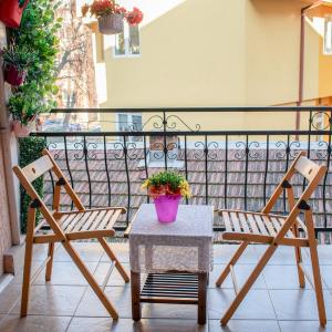 Mito's Apartments - Heart of Skopje with Free Parking
