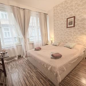 Prague Old Town Apartment Benediktska 6