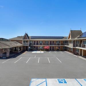 Ramada Bayside Inn & Suites Eureka