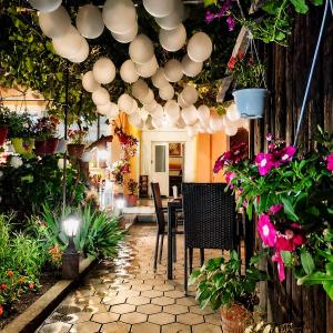 Ana's Garden House