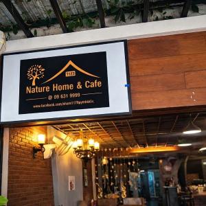 Nature Home Hostel & Cafe