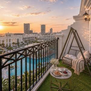 1BR Private Lagoon Resort Escape & Sunset Balcony By Green Sky Holiday Homes
