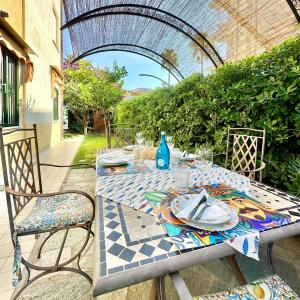 Hostdomus - Casetta Bouganville