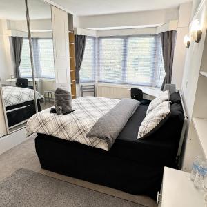 Newtons Lodge