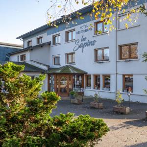Logis Hotel les Sapins