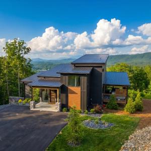 Montblue - Panoramic Mountain Views