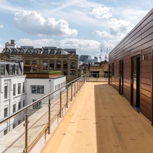 Farringdon 5-Bed Penthouse With Terrace - Sleeps 10
