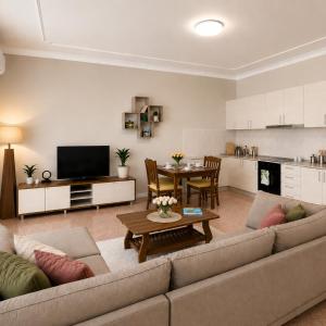 Take 5 INN - Central 2BR by Kavaja Str, Sleeps 5 ppl