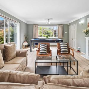 6BR Villa in Birmingham with Free Onsite Parking