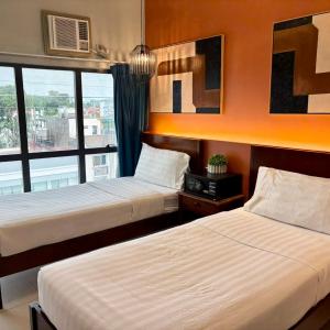 Pacific Park Hotel