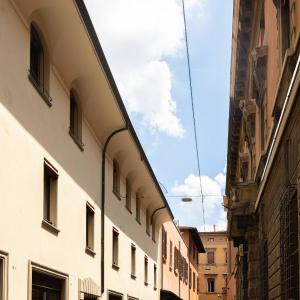 Goito 3, Bologna by Short Holidays