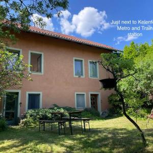 The Buda Side Garden - Dorms & Private Rooms