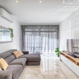 Spinola 2BR Retreat, close to sea, restaurants & cafés