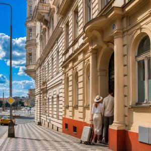 Riverside Palace Apartments