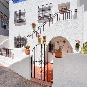 Escuela Village