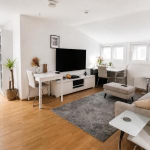 Modern & Spacious 60 sqm 2-Bedroom Apartment in Central Oslo