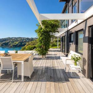 Clifftop Sanctuary - Stay Waiheke