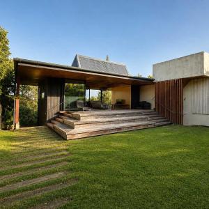 Number Five - Stay Waiheke