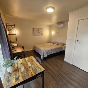Rockfield Motel