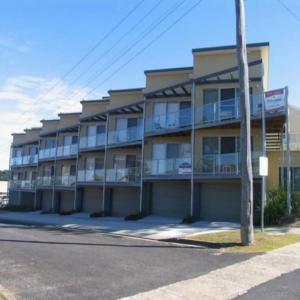 Seaspray 8 - Ocean Views - Stone Real Estate Yamba
