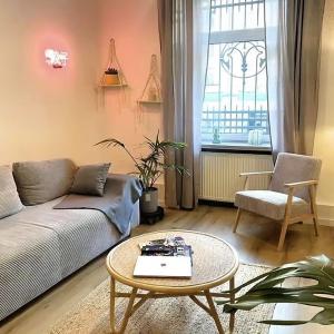 City Apartment Central & Near Fairgrounds