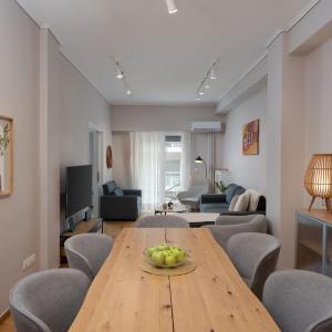 LIV - Paradise Retreat in Athens