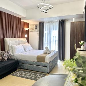 Cozy Studio w/ balcony at Centrio Towers beside Ayala Mall