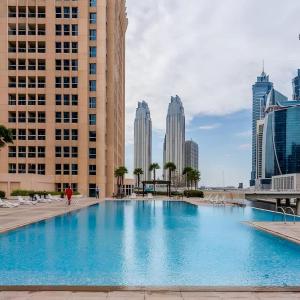 Gorgeous 1-Bedroom Apartment at Churchill Tower - Business Bay
