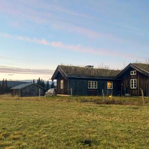 Cozy Home In Fåvang With Wifi