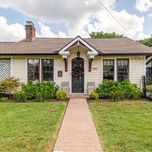 Nashville Fatherland Cottage