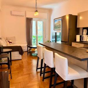 Amazing apartment 2 min to Acropolis