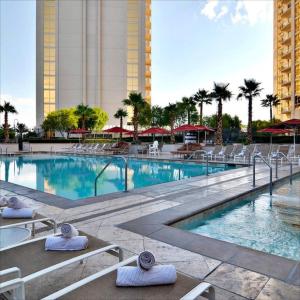 Luxury MGM Studio with View & Amenities