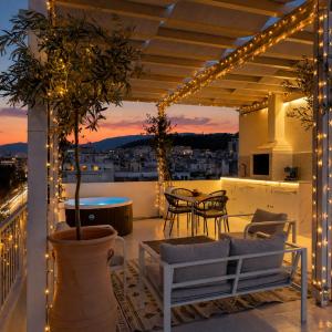 Rooftops of Athens - Areos Studio Jacuzzi & View