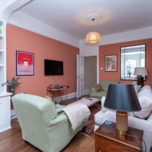 Tranquil & Family-friendly 3BD Home Clapham!