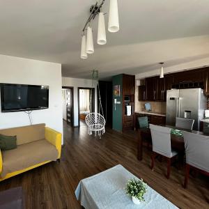 Cora Lego Apartment City View near Stadium & Sinfonia Varsovia Optional Parking