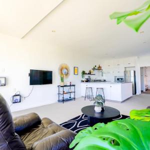 Charming 1-Bedroom Home in Prestigious Orakei