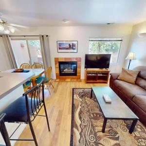Fairway Foothills #3335