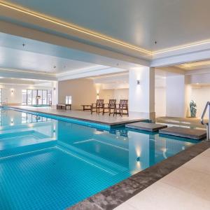 QV Stays Peace and Style in the Iconic Metropolis
