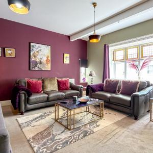 Chester Rows Apartment Sleeps 9 by Rework Accommodation
