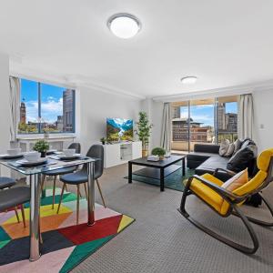 KozyGuru | Haymarket | 1 Bed Big Balcony Apt